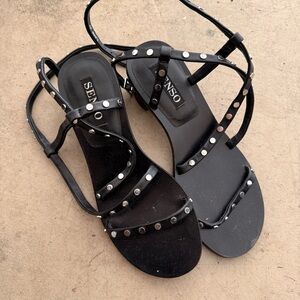 SENSO Black Studded Sandals